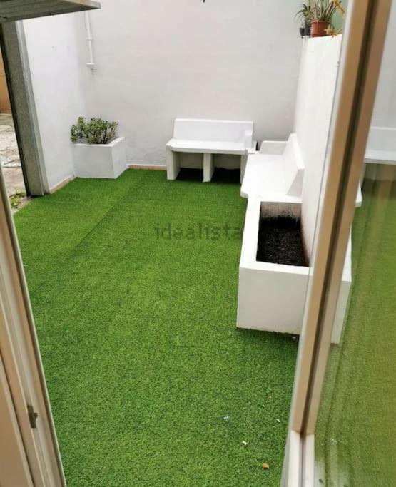 Casacleo Apartment Monserrato Luaran gambar